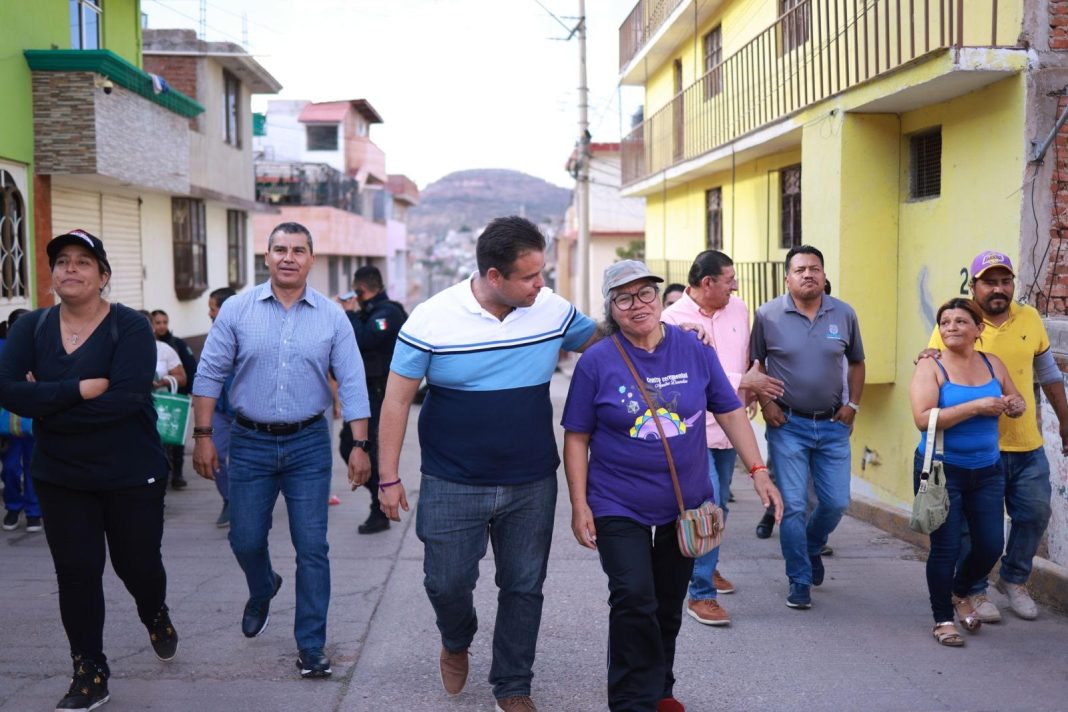 La administración municipal señaló que este tipo de proyectos forman parte de una estrategia permanente para atender las necesidades más apremiantes de las colonias. Foto: Cortesía.