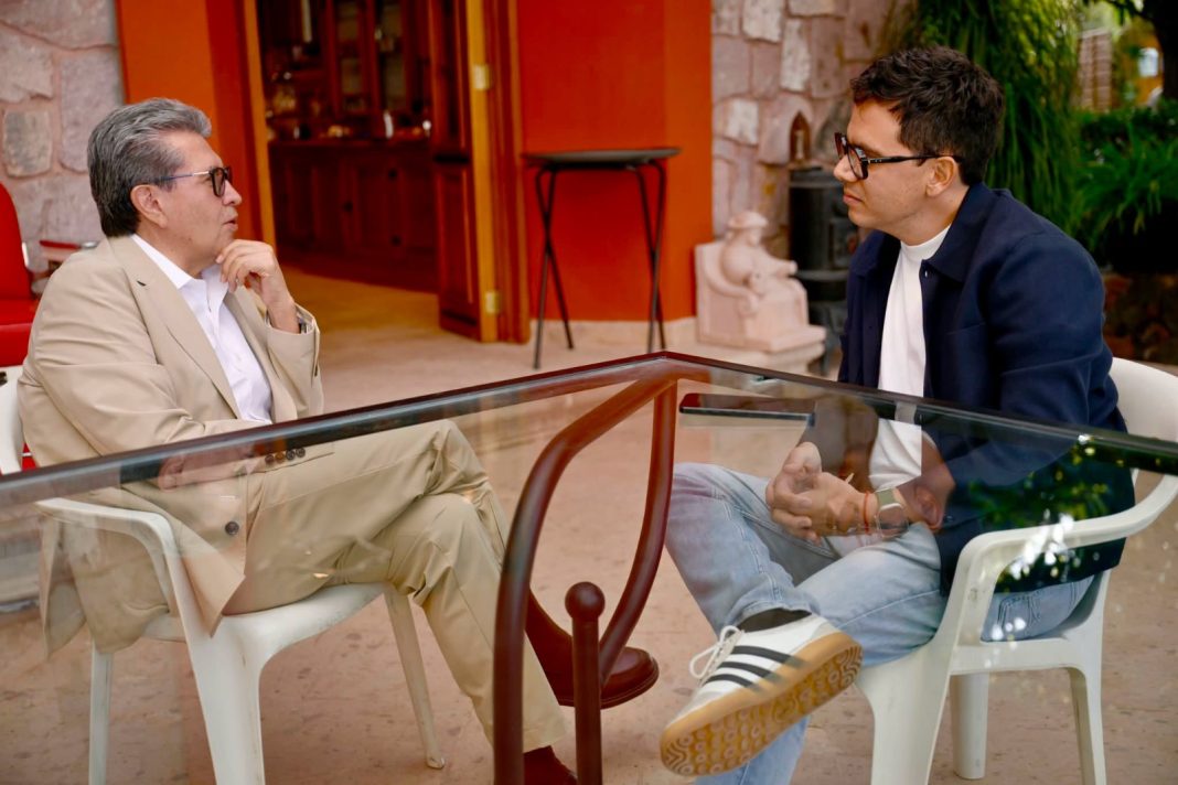 Rodrigo Reyes Mugüerza compartió en redes sociales la imagen de la reunión. Foto: Cortesía.