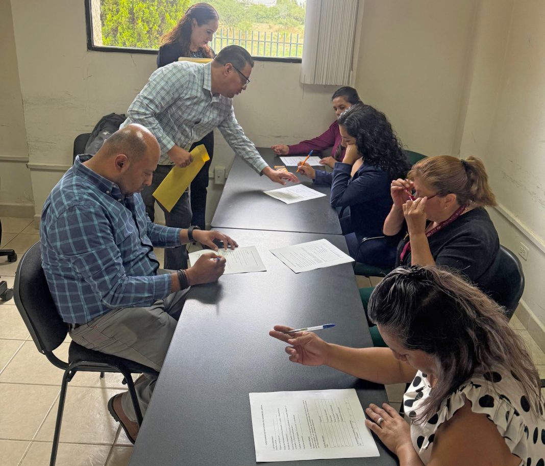 Durante las visitas se verificó el desempeño jurisdiccional. Foto: Cortesía.