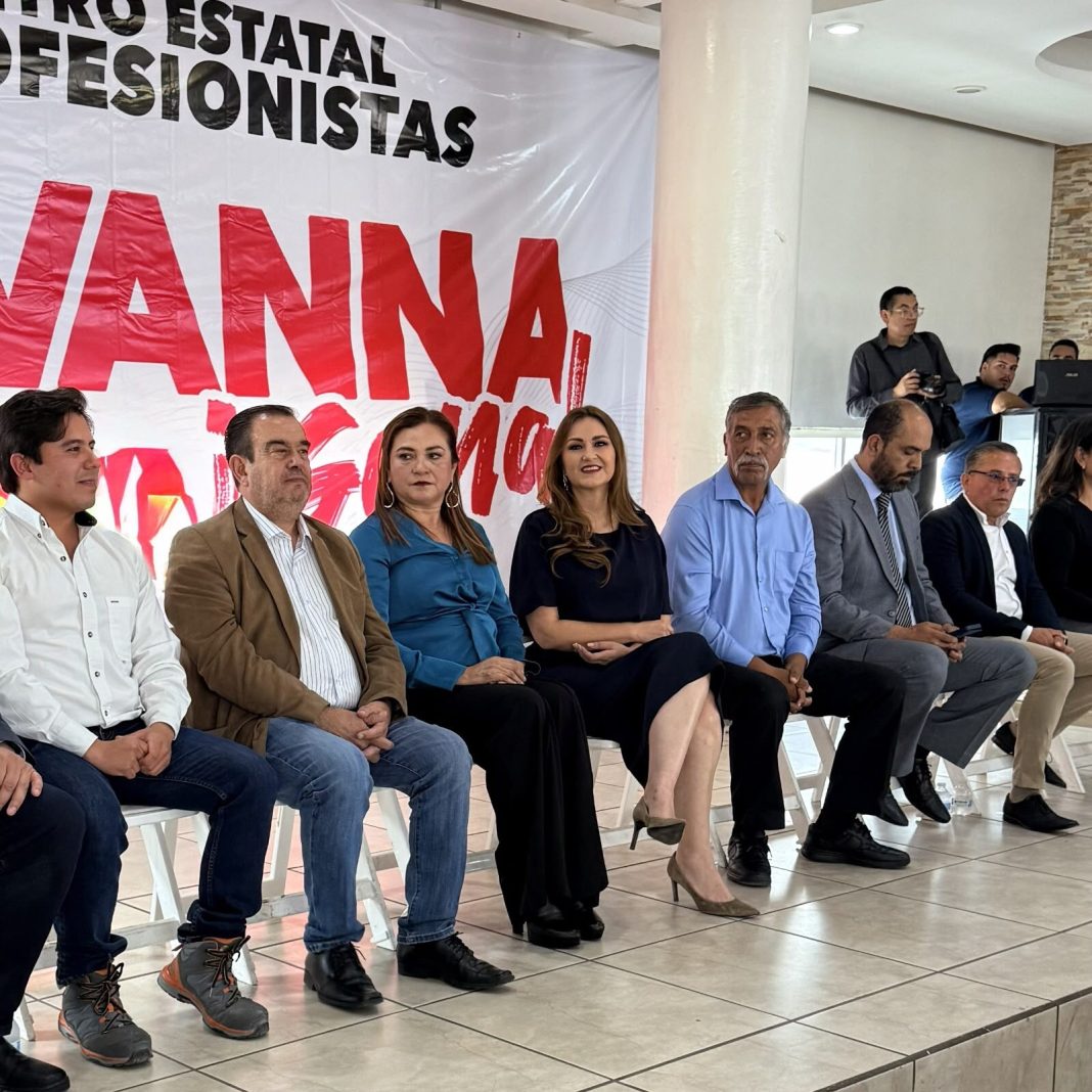 Señala que el contacto con la población permite identificar sus preocupaciones. Foto: Cortesía.